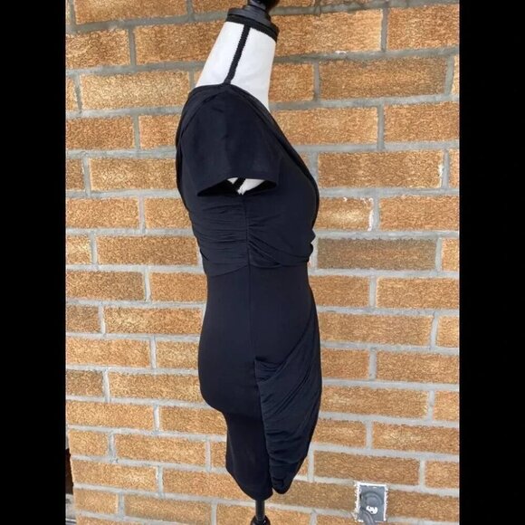 Alice and Olivia Short Sleeve Goddess Dress small - Picture 6 of 11